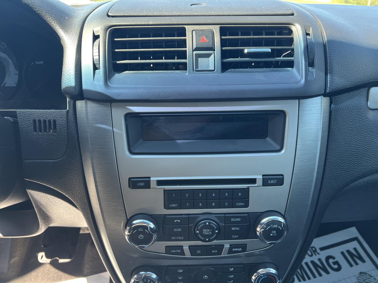 Ford Fusion 4dr Sdn SE FWD 2010