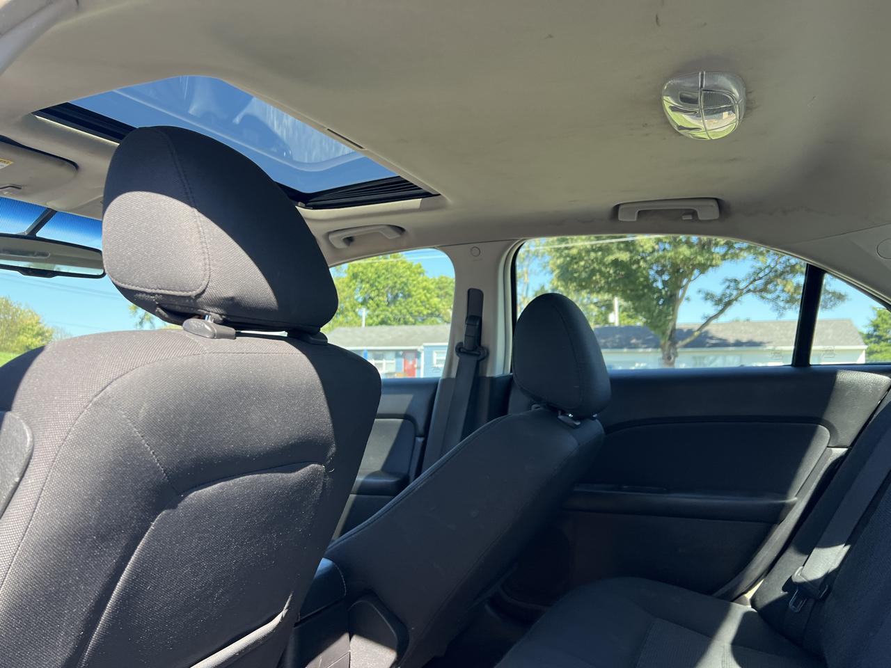 Ford Fusion 4dr Sdn SE FWD 2010
