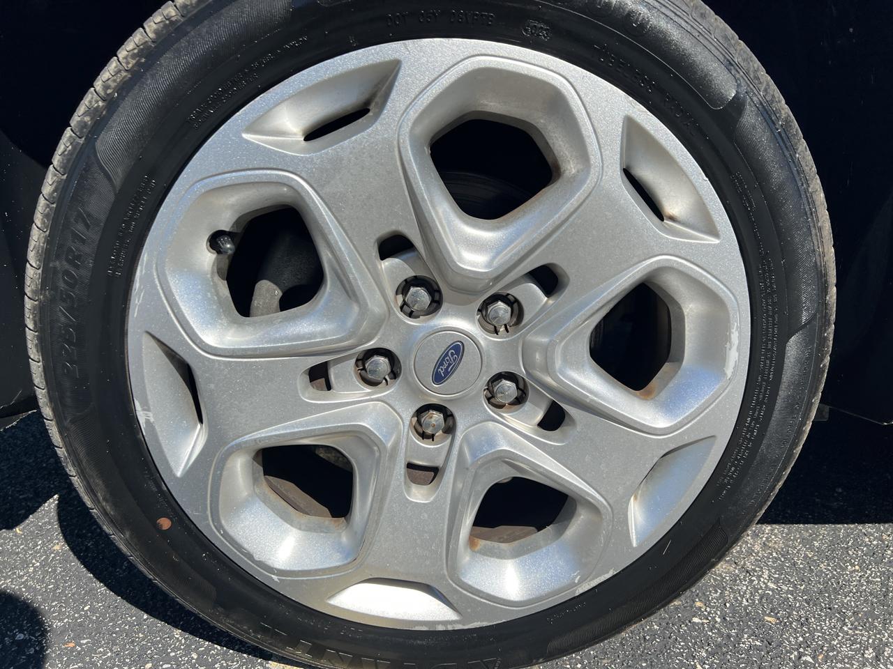 Ford Fusion 4dr Sdn SE FWD 2010