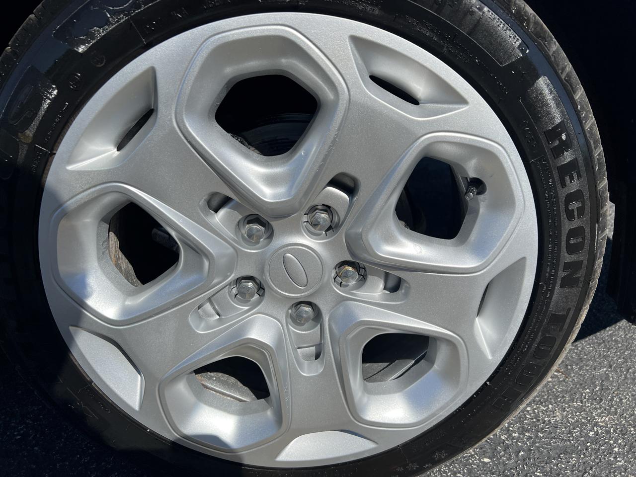 Ford Fusion 4dr Sdn SE FWD 2010