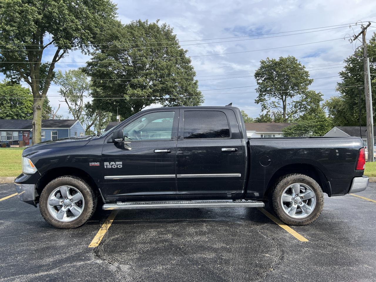 RAM 1500 4WD Crew Cab 140.5" Big Horn 2016