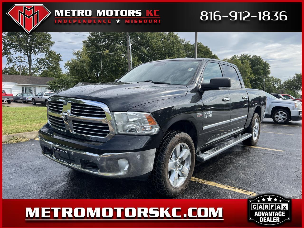 2016 RAM 1500 4WD Crew Cab 140.5" Big Horn