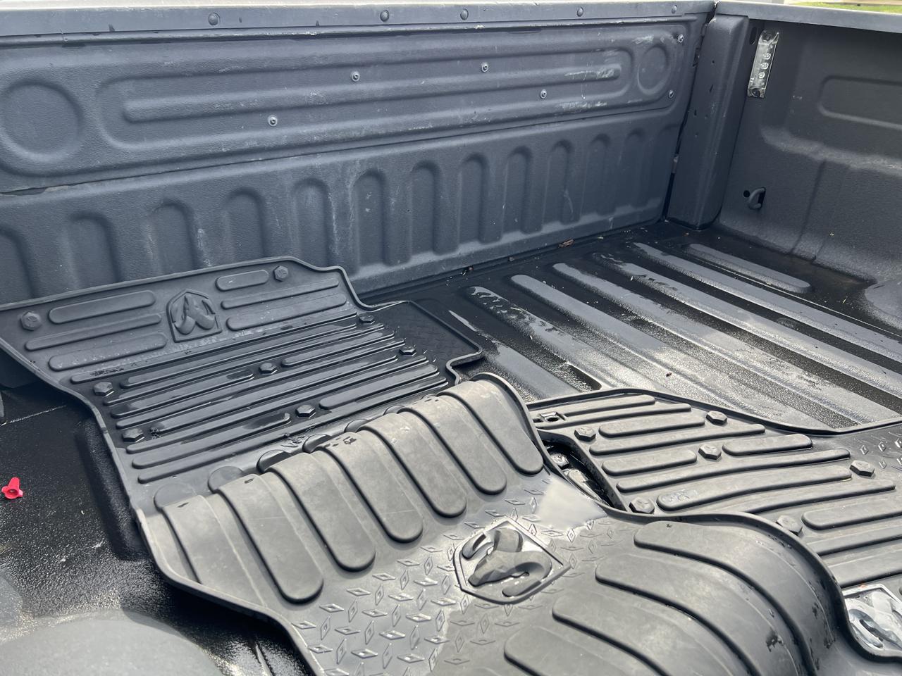 RAM 1500 4WD Crew Cab 140.5" Big Horn 2016