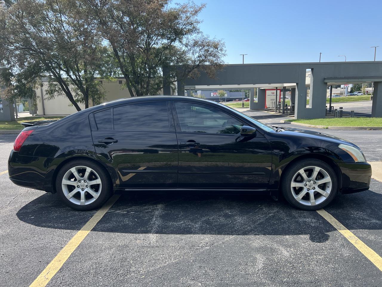 Nissan Maxima 4dr Sdn V6 CVT 3.5 SE 2007