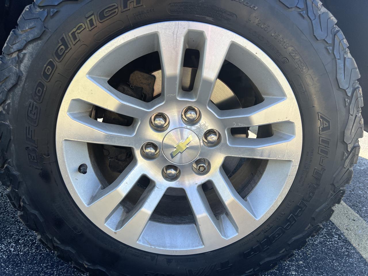 Chevrolet Silverado 1500 4WD Crew Cab 143.5" LT w/1LT 2015