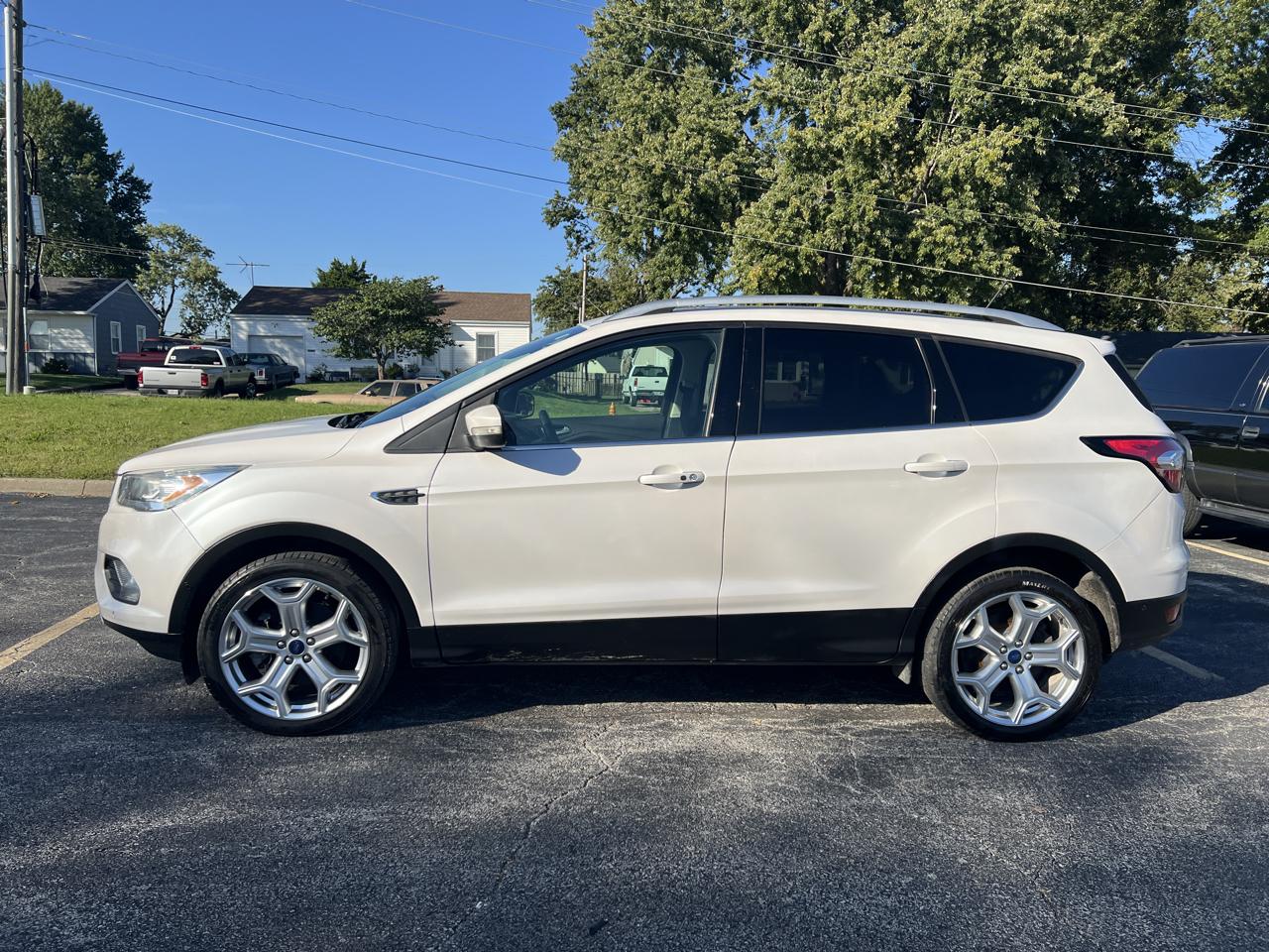 Ford Escape Titanium 4WD 2018