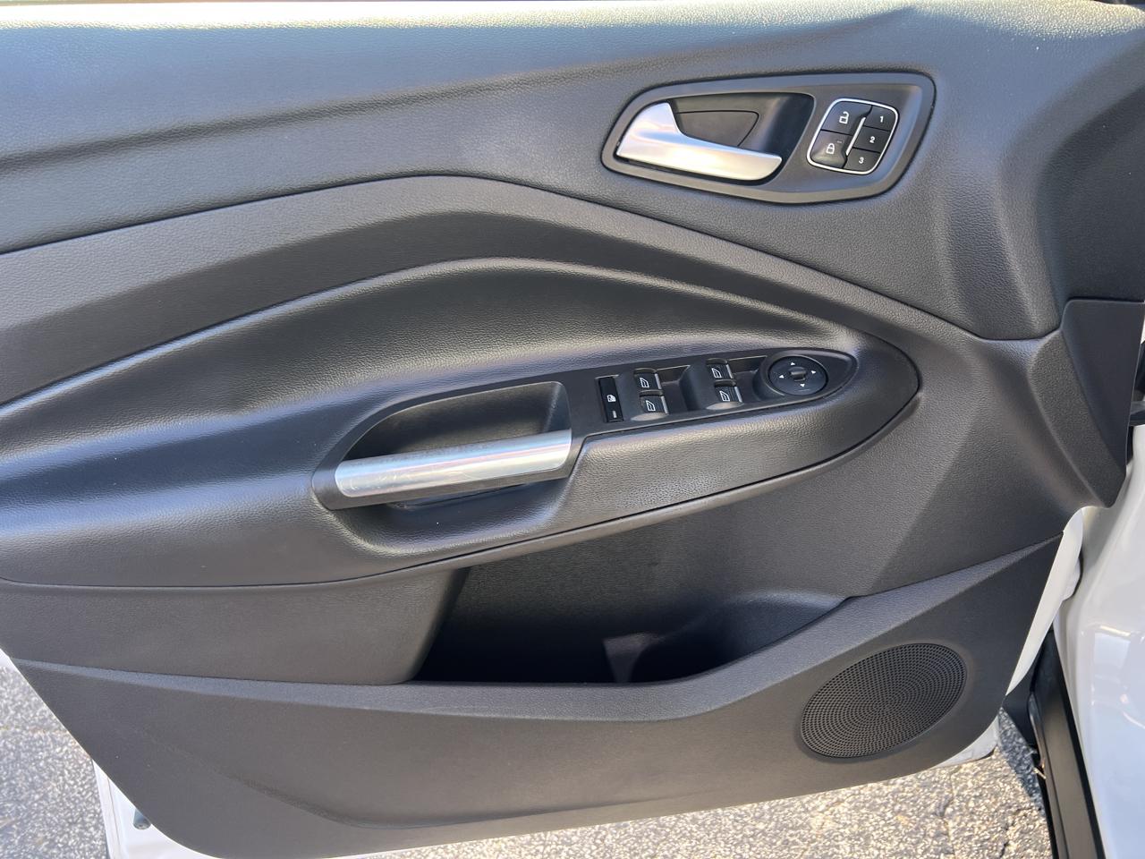 Ford Escape Titanium 4WD 2018