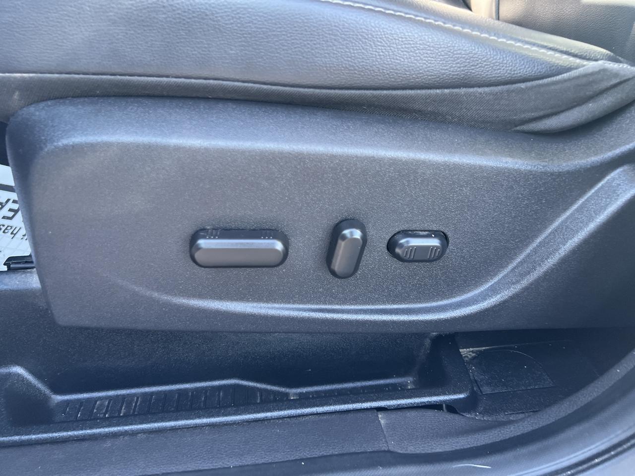 Ford Escape Titanium 4WD 2018