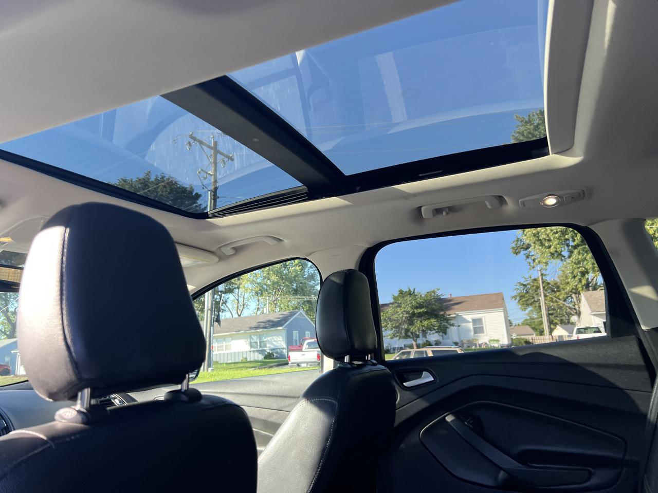 Ford Escape Titanium 4WD 2018