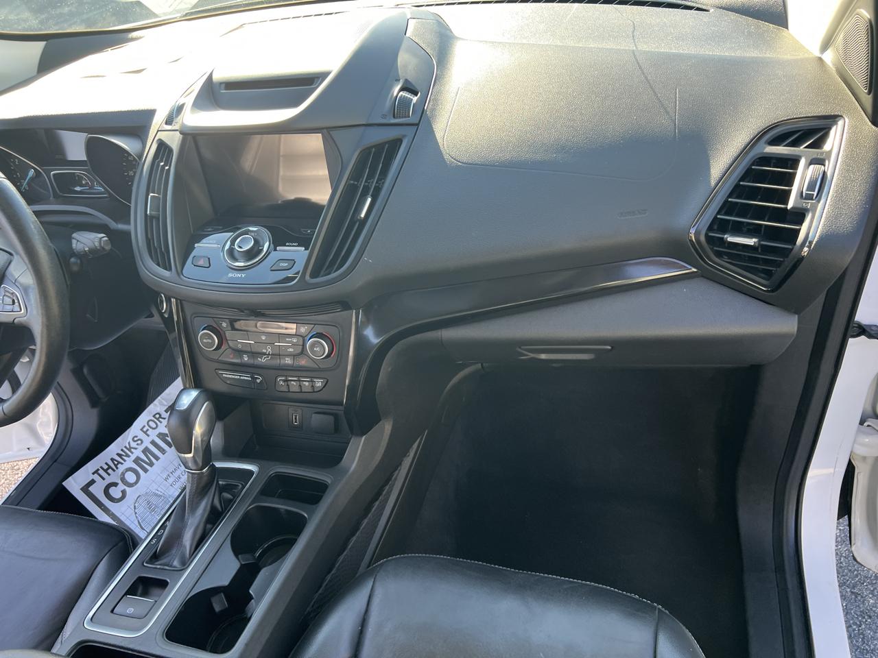 Ford Escape Titanium 4WD 2018