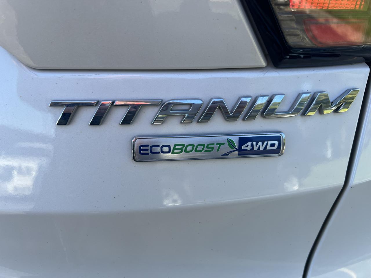 Ford Escape Titanium 4WD 2018