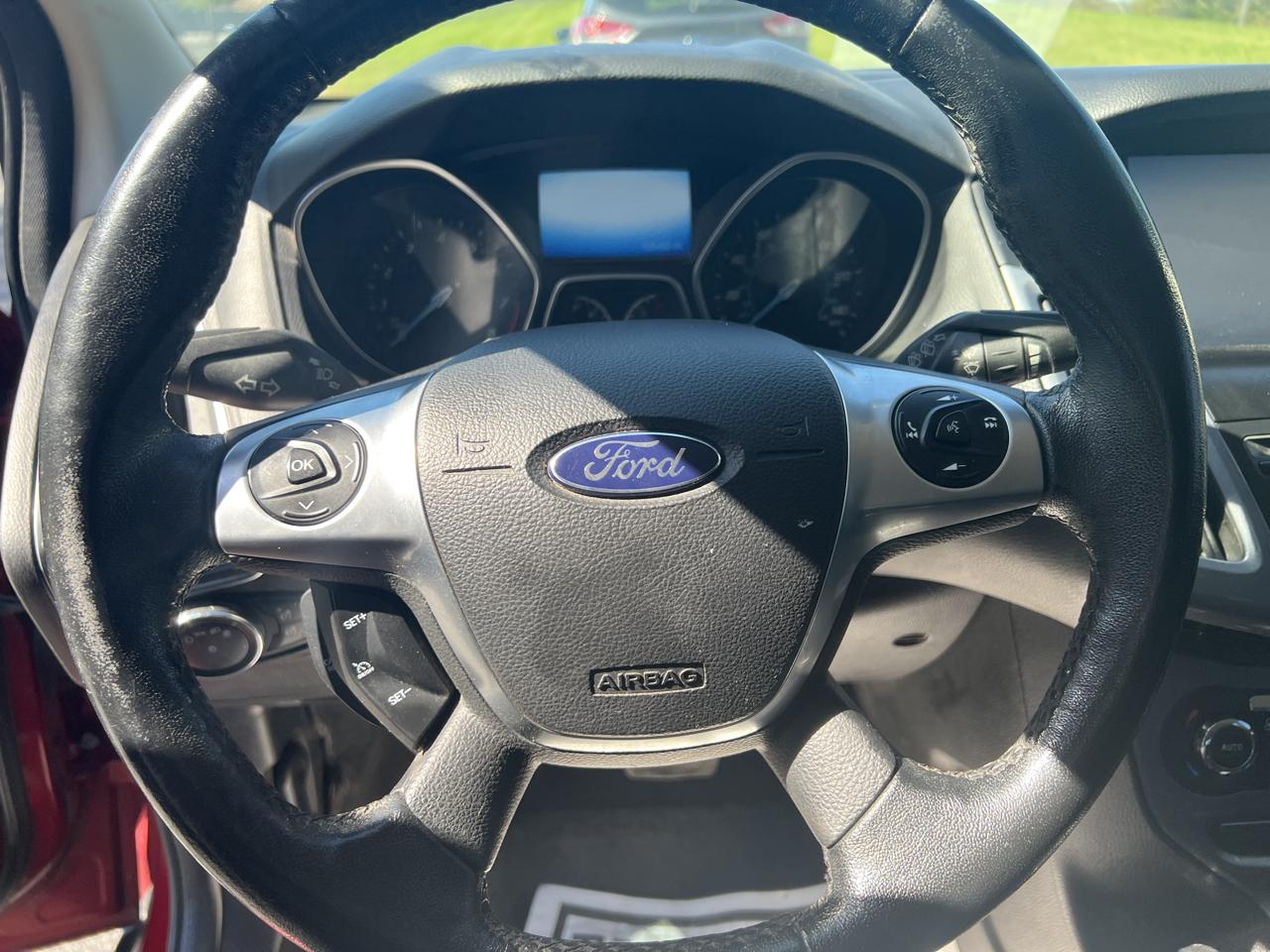 Ford Focus 5dr HB Titanium 2014