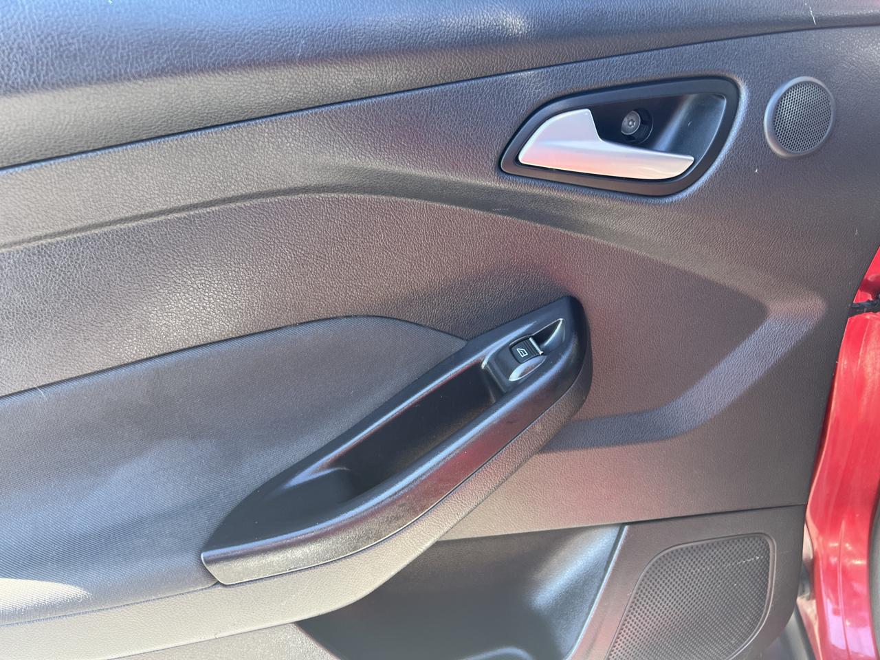 Ford Focus 5dr HB Titanium 2014