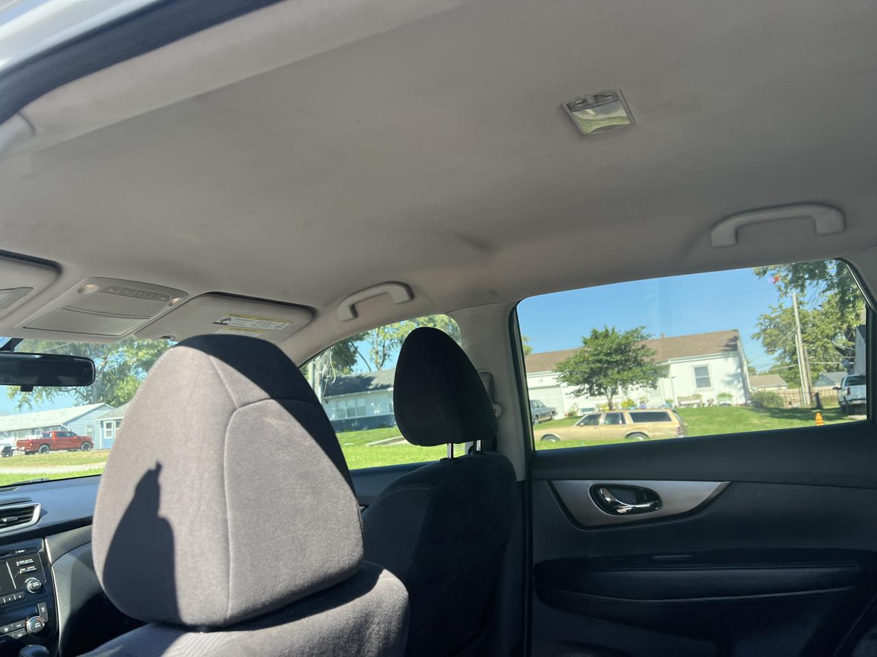 Nissan Rogue FWD 4dr SV 2015