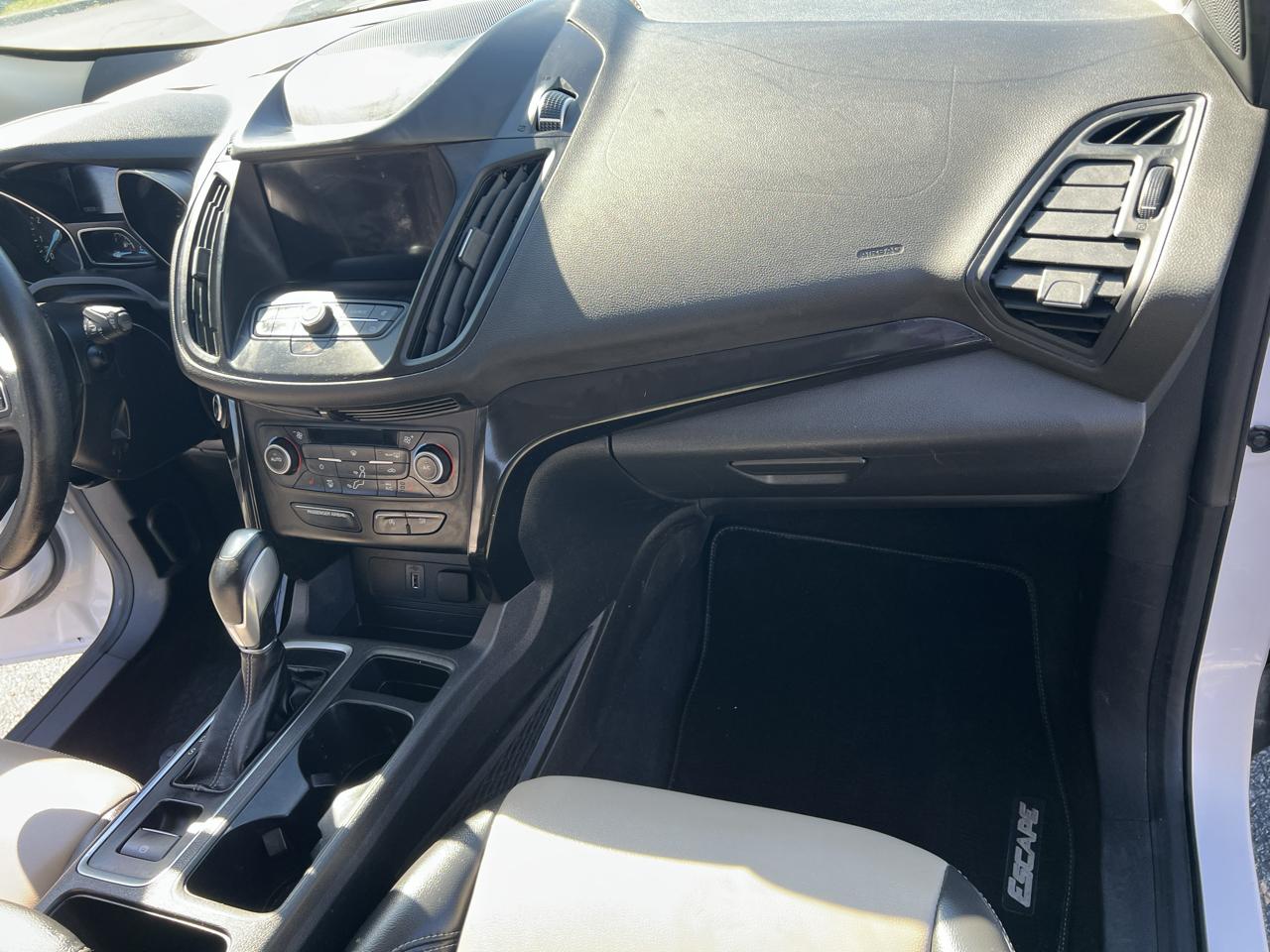 Ford Escape SEL 4WD 2019