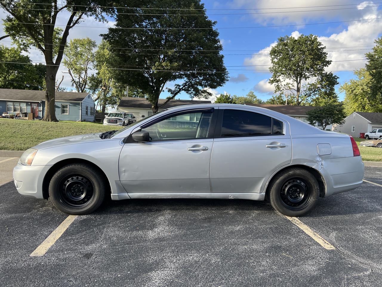 Mitsubishi Galant 4dr Sdn ES 2008