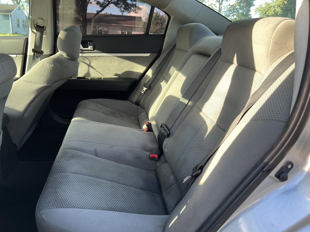 Mitsubishi Galant 4dr Sdn ES 2008