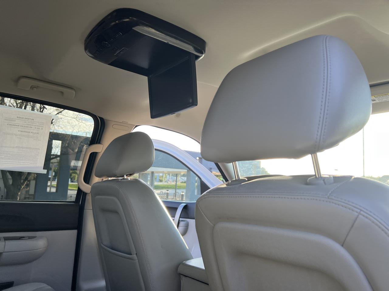 Chevrolet Silverado 1500 4WD Crew Cab 143.5" LT 2011