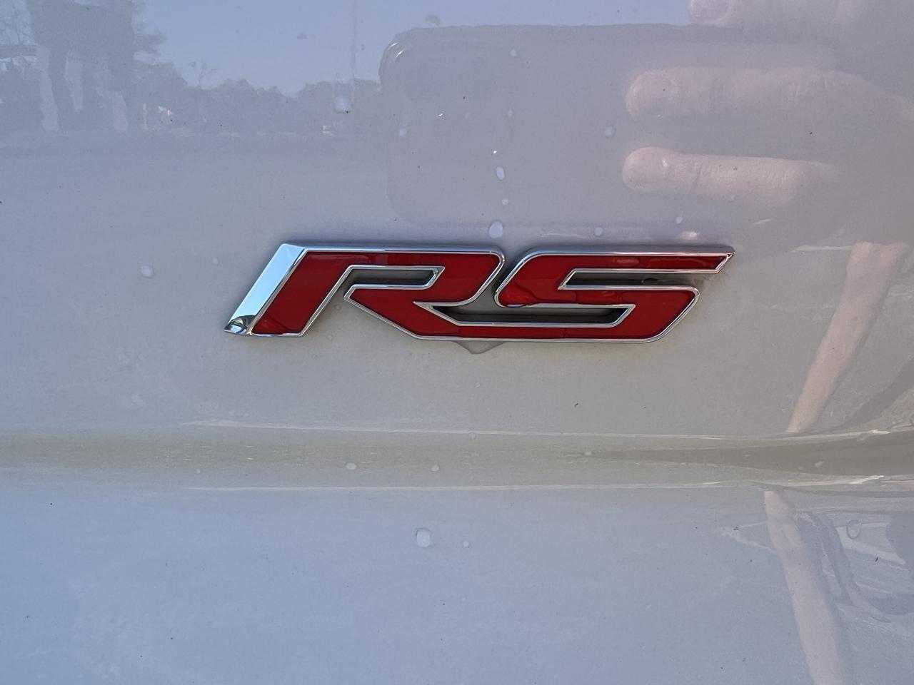 Chevrolet Camaro 2dr Coupe RS 2019