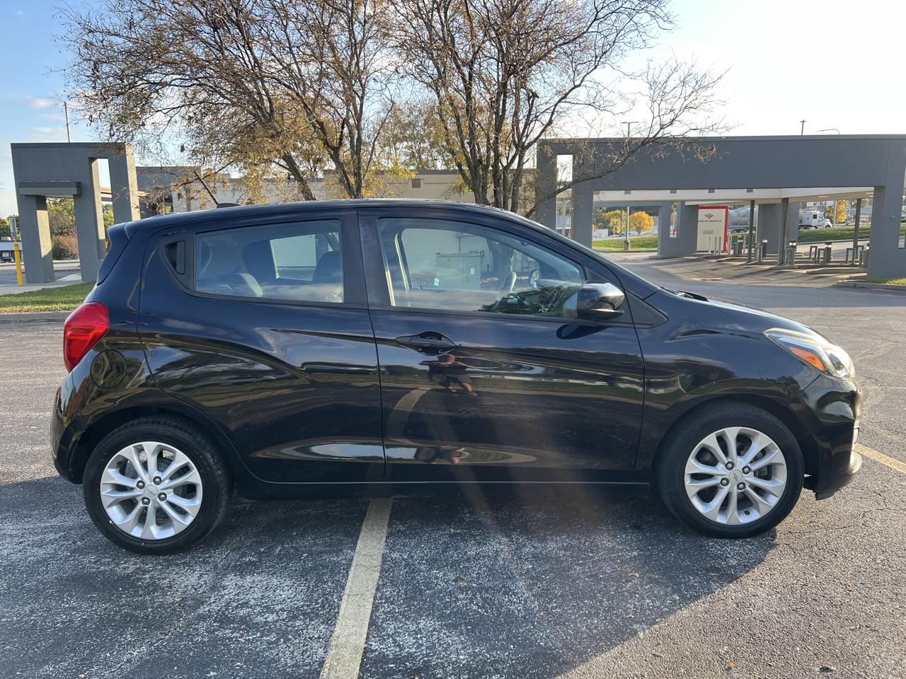 Chevrolet Spark 4dr HB CVT LT w/1LT 2020