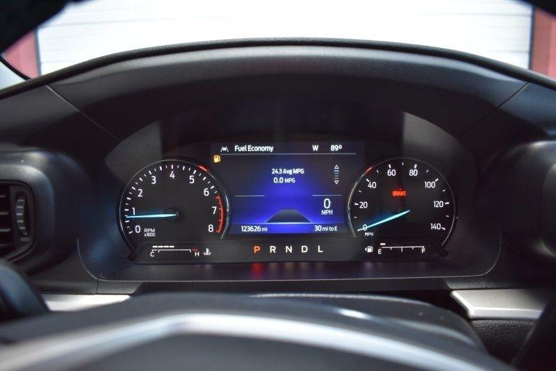 2022 Ford Explorer XLT - Photo 16