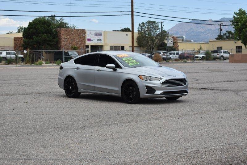 Ford Fusion SE FWD 2020