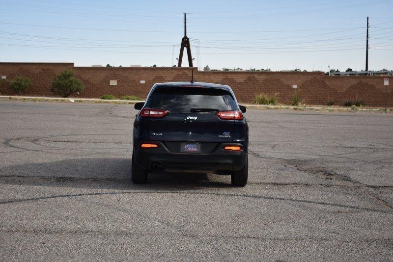 2015 Jeep Cherokee Sport - Photo 6