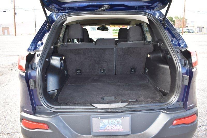 2015 Jeep Cherokee Sport - Photo 13