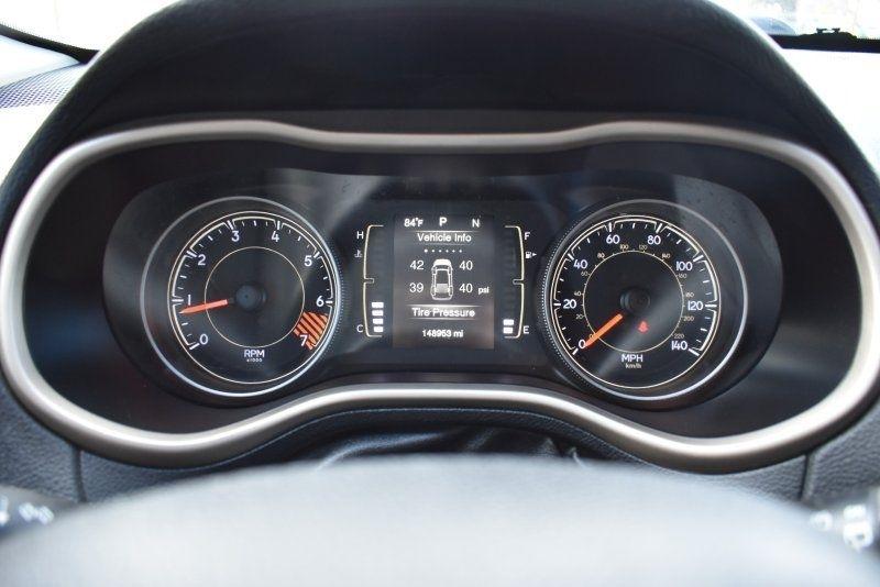 2015 Jeep Cherokee Sport - Photo 17