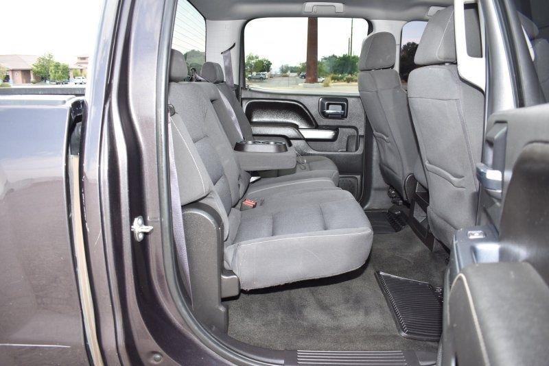 Chevrolet Silverado 1500 4WD Crew Cab 143.5" LT w/1LT 2016