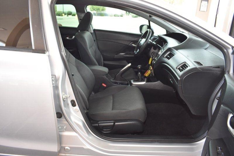Honda Civic Sedan 4dr Man LX 2014