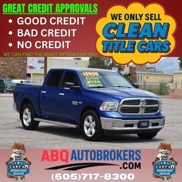 RAM 1500 4WD Crew Cab 140.5" SLT 2017