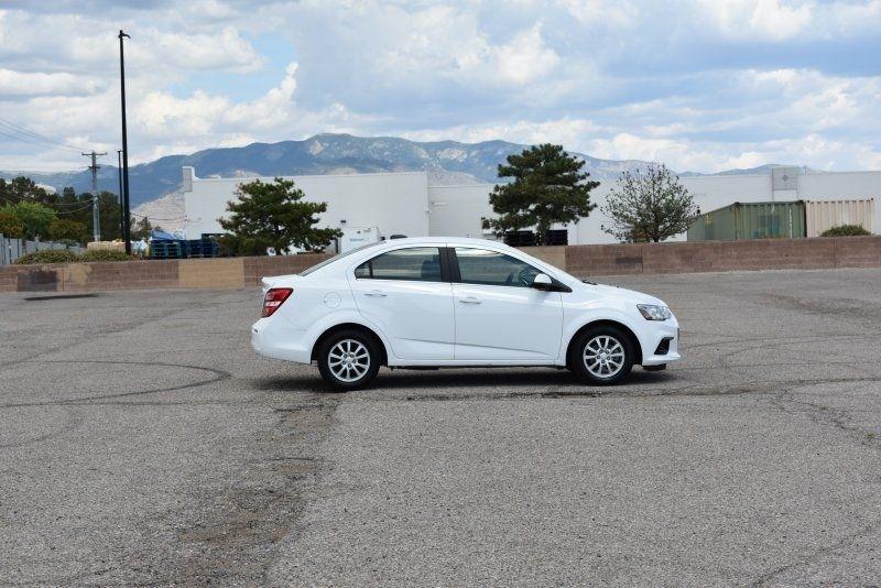 Chevrolet Sonic 4dr Sdn LT 2020