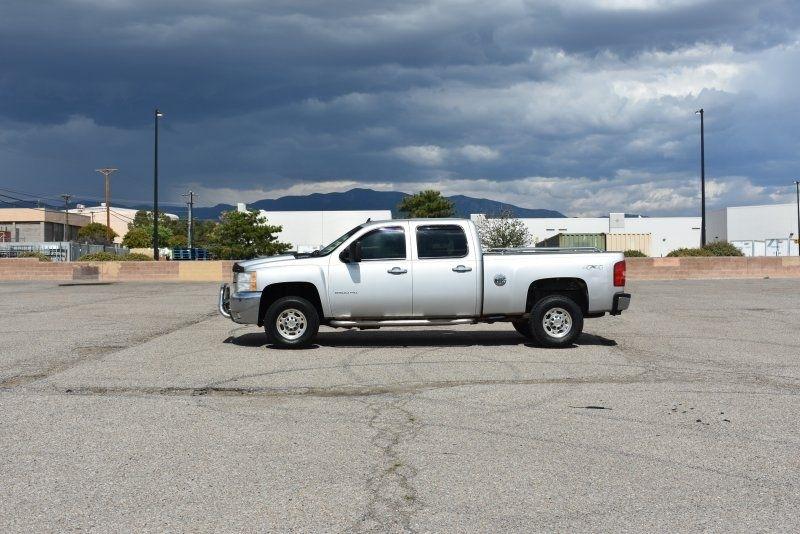 Chevrolet Silverado 2500HD 4WD Crew Cab 153" LT 2010