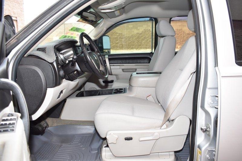 Chevrolet Silverado 2500HD 4WD Crew Cab 153" LT 2010