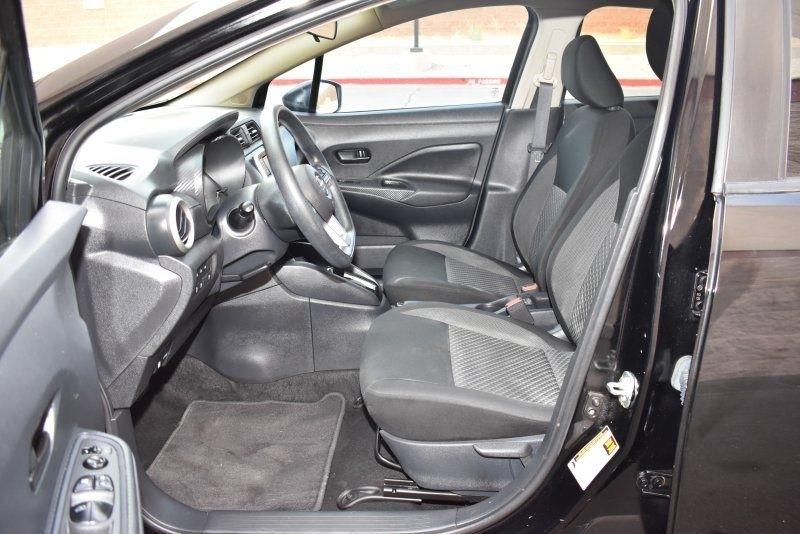 Nissan Versa S CVT 2020