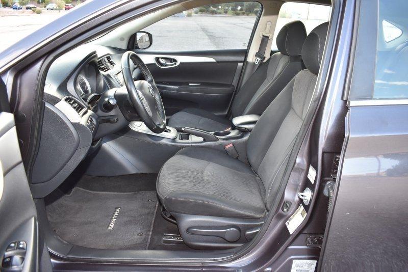 Nissan Sentra 4dr Sdn I4 CVT SV 2015