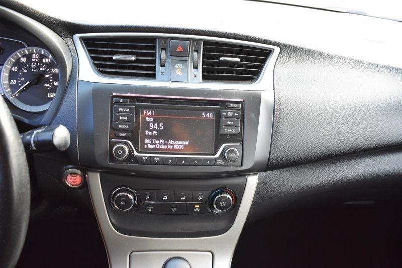 Nissan Sentra 4dr Sdn I4 CVT SV 2015