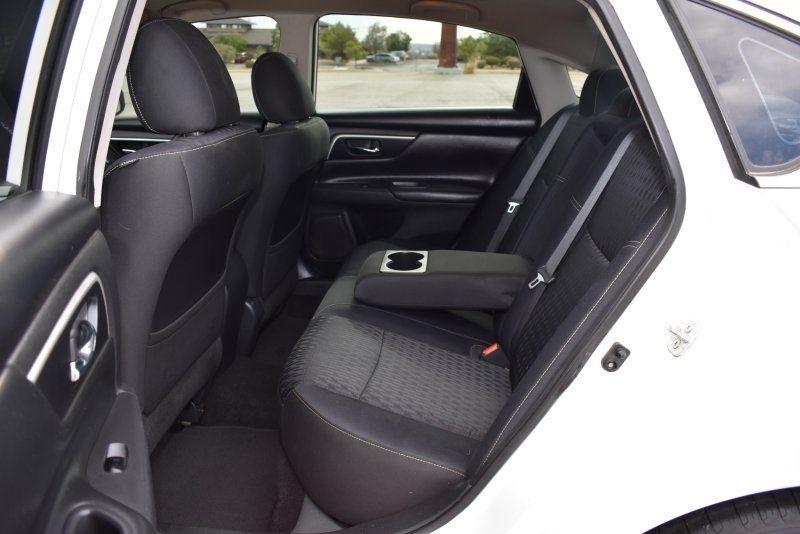 Nissan Altima 2.5 SV Sedan 2018