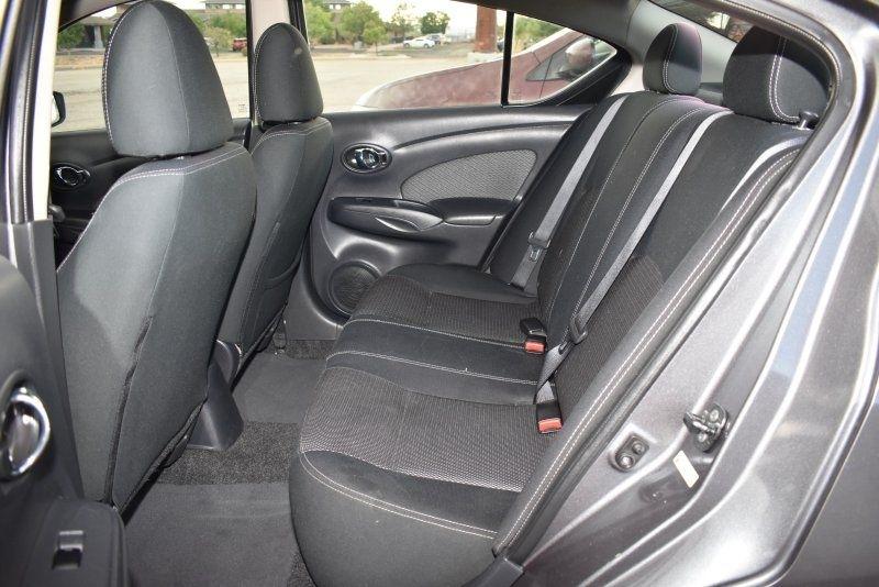 Nissan Versa 4dr Sdn CVT 1.6 S Plus 2016