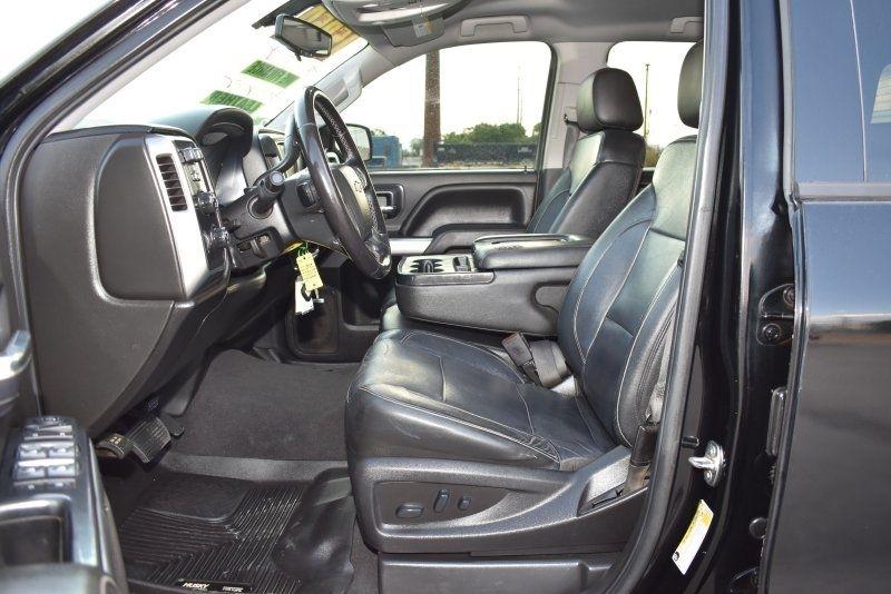 Chevrolet Silverado 1500 4WD Crew Cab 143.5" LT w/2LT 2018