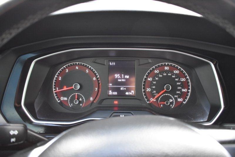 Volkswagen Jetta R-Line Manual w/SULEV 2020