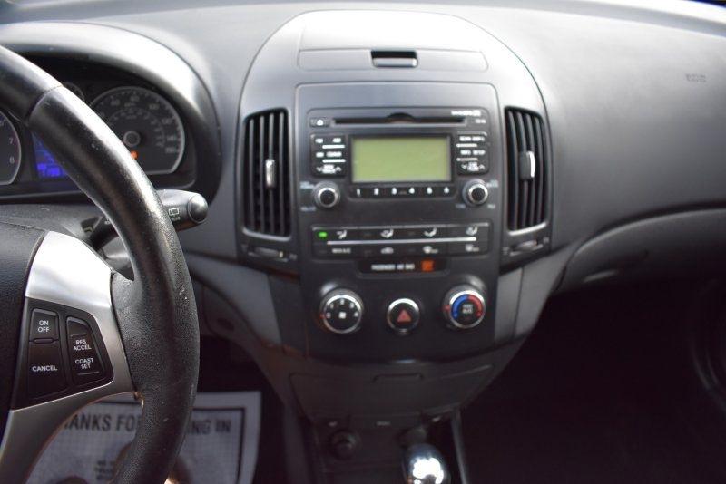 Hyundai Elantra Touring 4dr Wgn Auto SE 2012