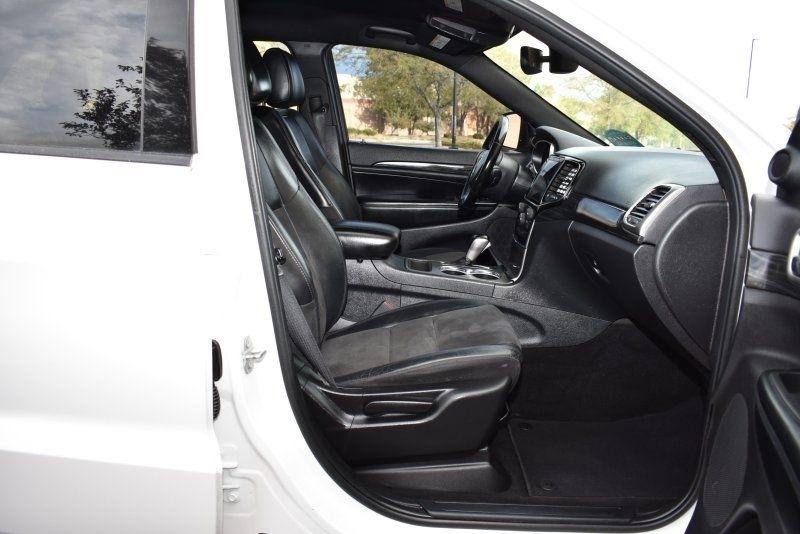 Jeep Grand Cherokee Altitude 4x2 2020