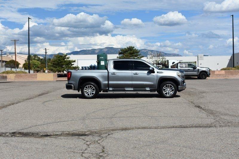 GMC Sierra 1500 4WD Crew Cab 147" SLT 2020
