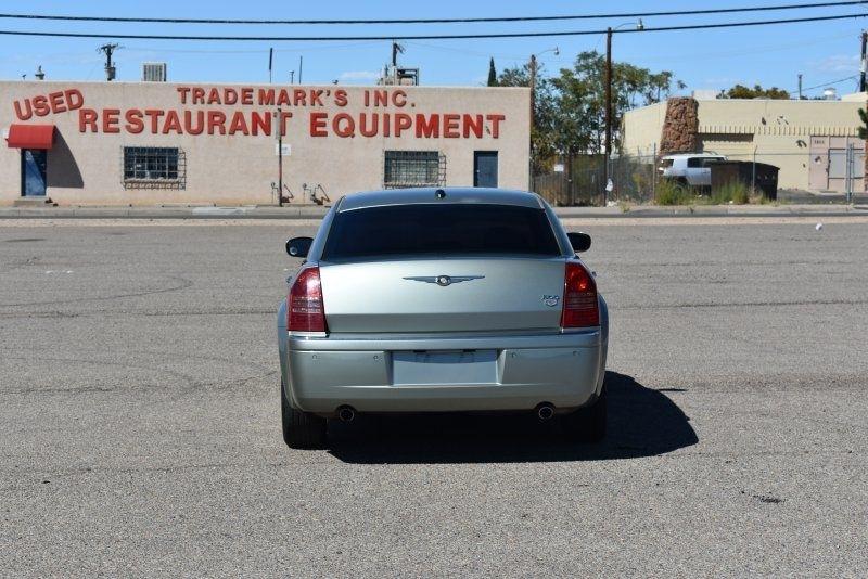 Chrysler 300 4dr Sdn 300C *Ltd Avail* 2005