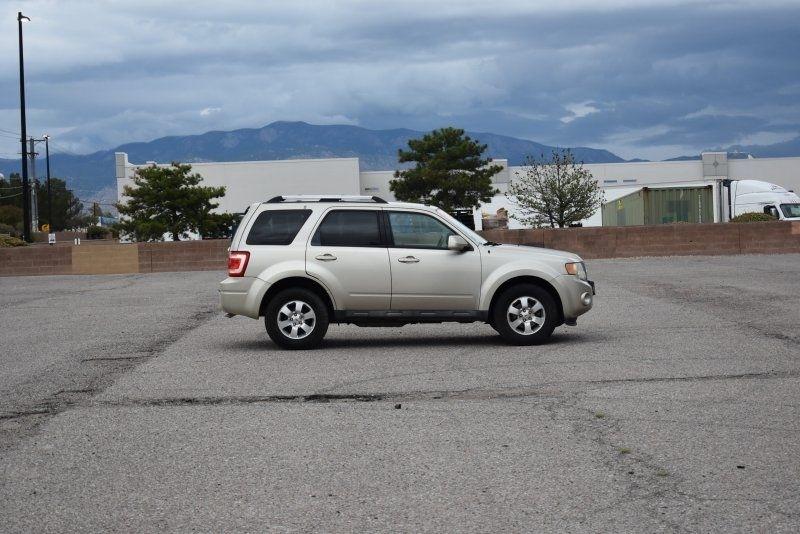 Ford Escape FWD 4dr Limited 2011