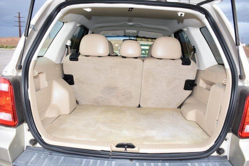 Ford Escape FWD 4dr Limited 2011