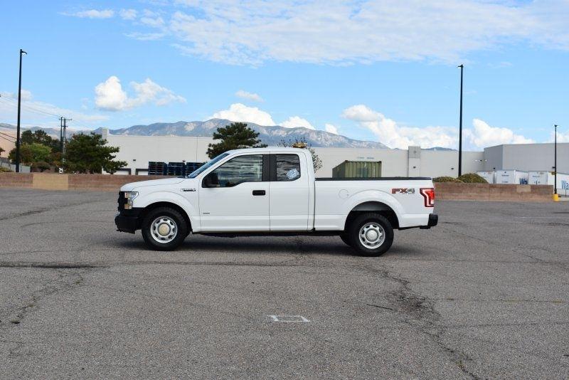 Ford F-150 4WD SuperCab 145" Lariat 2016