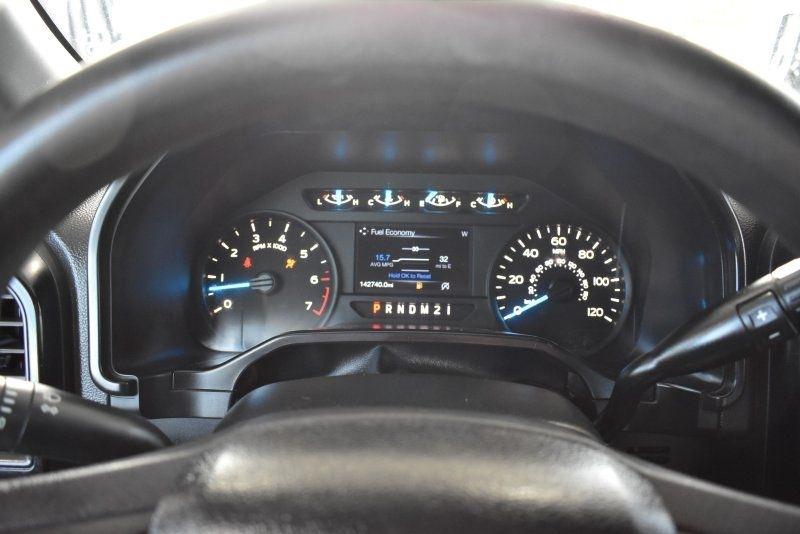 Ford F-150 4WD SuperCab 145" Lariat 2016